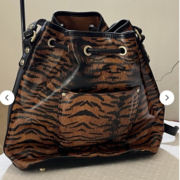 Patricia Nash Drawstring Bucket Crossbody - Picture 3 of 16